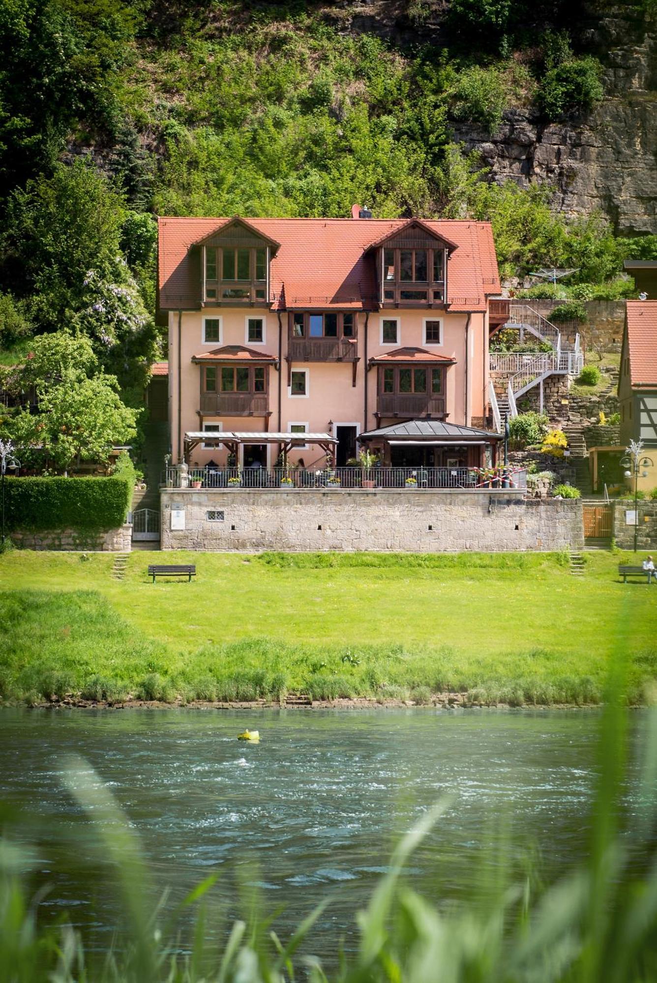 Ferienwohnungen Alte Destillerie Rathen Exterior foto